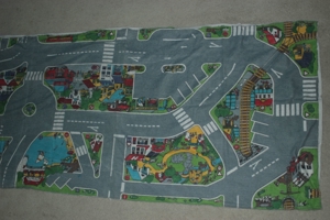 2 Straßen/Autospielteppiche für Kinder Bild 2