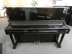 gebrauchtes Yamaha Klavier U 1 von Klavierbaumeisterin aus Aachen Bild 1