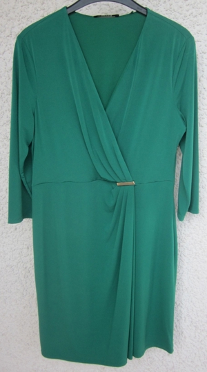 Gr. 44: Kleid, grün mit Schnalle, "ESPRIT", neuwertig Bild 1