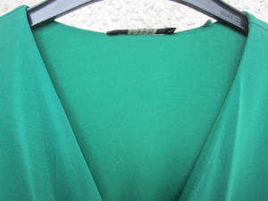 Gr. 44: Kleid, grün mit Schnalle, "ESPRIT", neuwertig Bild 3