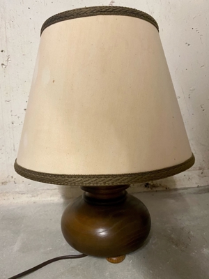 Vintage Lampe v. TCM Tchibo Holzfuß rund m. Schirm Stoff creme Tischlampen Bild 2