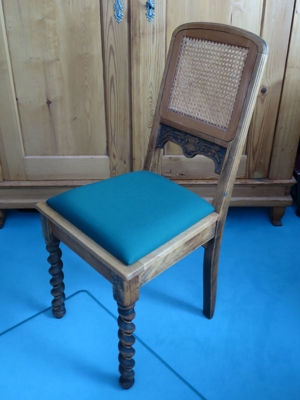Antiker Stuhl, Klassischer Stuhl, Eichenholz-Gewebestuhl, handgeschnitzte Korkenzieherbeine Bild 1