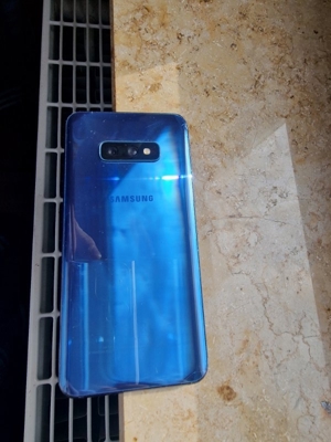 Samsung S10e Prism Blue Bild 7