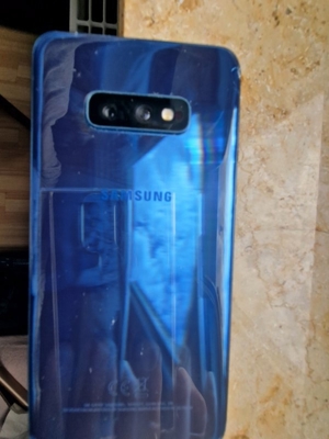 Samsung S10e Prism Blue Bild 4