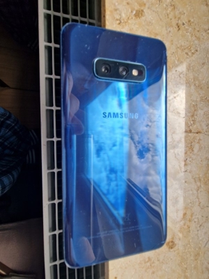 Samsung S10e Prism Blue Bild 2