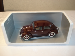 Solido Volkswagen Käfer mit Brezelfenster 1:18 neuwertig OVP Bild 1