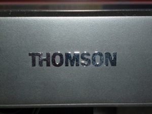 Thomson LCD Flachbildfernseher inkl. Wandhalterung Bild 4