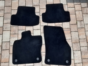 VW T-ROC Original Fußmatten, Neuwertig Bild 2