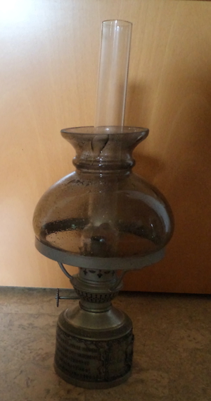 Schöne alte ÖL-Lampe Zinn & Glas, Schirm und Zylinder, Beschriftungen, RETRO, sehr alt, 1a Zustand