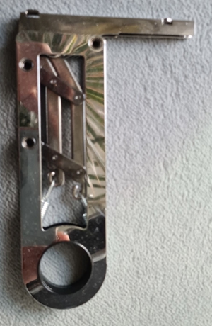 USM Haller Tablar Rohr Scharniere Klappe Tür Bild 9