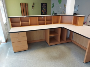 Empfangsthresen (Büroauflösung) Bild 2