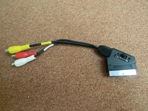 Videoadapter - Scart-Stecker auf Chinch-Buchsen Bild 1