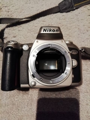 Nikon F75 zu verkaufen Bild 1