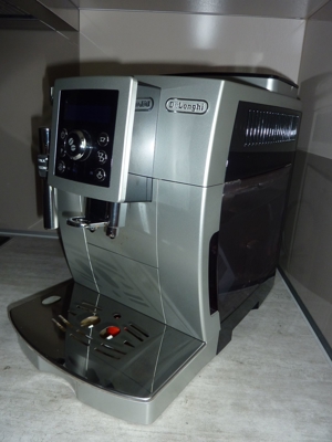 kaffevollautomat De``Longhi ECAM 23.426.SB Bild 3