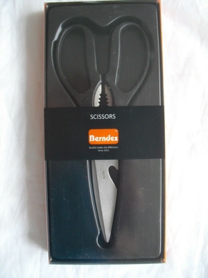 Edelstahl-Küchenhelfer: Messer und Schere von Berndes originalverpackt zu absolut günstigem Preis Bild 2