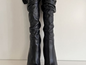 Schwarze Damenstiefel Bild 3