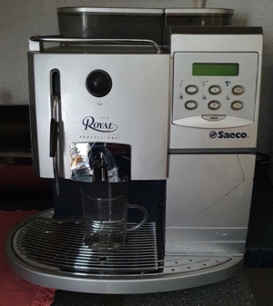 Kaffeemaschine Saeco, Kapselmaschine Cremesso Bild 1