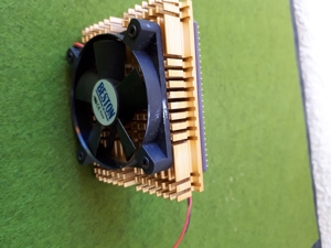 altes CPU-Computerteil Bild 6