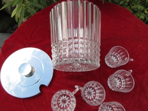 tolles Bohlenset aus Kristallglas