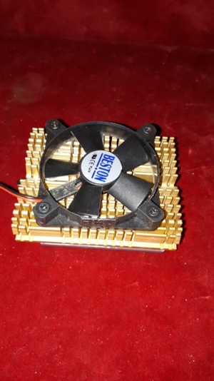 altes CPU-Computerteil Bild 4