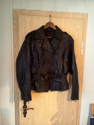 Bikerjacke schwarz