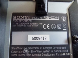 Sony DVD Recorder - Modell: RDR-GX210 DVD-Recorder Bild 2