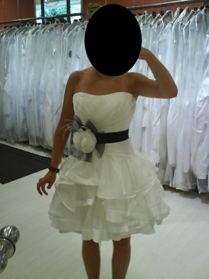 Designer-Hochzeitskleid kurz Bild 2