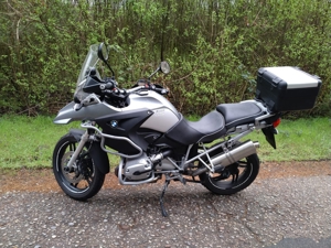 BMW R 1200 GS Reise fertig auch für kleine und Frauen geeignet.