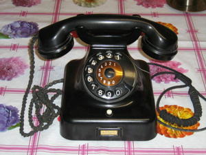 Altes orginal Telefon Siemens W 48 50`er Jahre zu verkaufen Bild 1