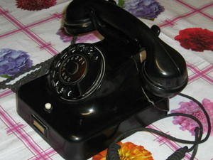 Altes orginal Telefon Siemens W 48 50`er Jahre zu verkaufen Bild 2