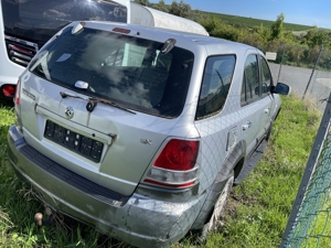 Kia Sorento 2.5D,103kW 7sitzer Klima Leder Voll Bild 3