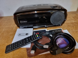 Excelvan HD projector + Soundsystem Auna FS23 2.1 Bild 4