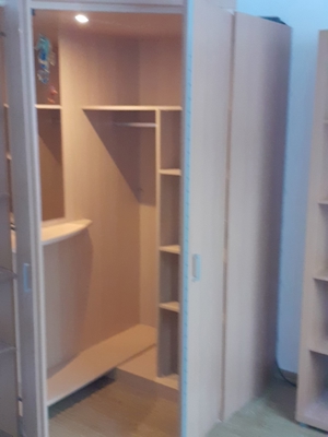 Kinder- bzw. Jugendzimmermöbel Bild 5