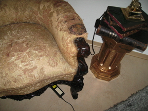 einzigartiger alter Mooreichen Sessel reichlich geschlitzt ca.1860- oder. Angebot Bild 4