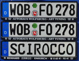 2 besondere VW Kennzeichen Rahmen neu Bild 3
