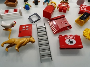 Konvolut Spielzeug: Lego, playmobil, Fisher Price, MEGA BLOCKS... Bild 7