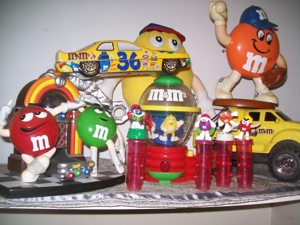 Kiste -M & M--Sammlerpupen--Fisherprices Spielzeug Bild 2