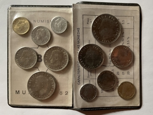 Über 1 kg Münzen, 2 Alben, Europa Ägypten Hongkong 60er 70er 80er Jahre Bild 3