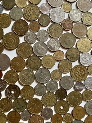 Über 1 kg Münzen, 2 Alben, Europa Ägypten Hongkong 60er 70er 80er Jahre Bild 20