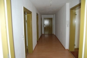 Schöne 3 Zimmer Stadt-Wohnung in Herrenberg zu verkaufen Bild 3