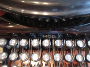 Schreibmaschine ADLER Modell No.7 zu verkaufen Bild 2