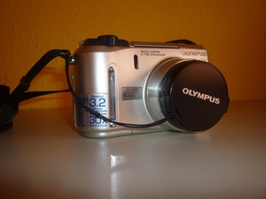 Olympus C-740 Ultra Zoom Bild 1