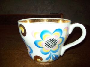 Sehr alte Hand bemalte riesen Tasse. Ca. 1 Liter.