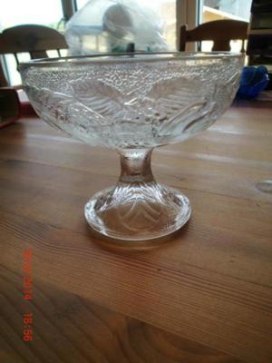 Kleine Schale mit Fuß / in Kelchform für Desserts oder Deko usw. Bild 2