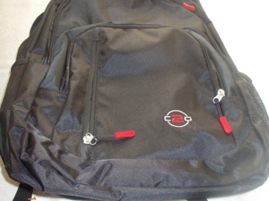 C2G Rucksack 48cm mit Laptopfach, schwarz Bild 1