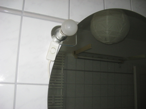 Spiegel fürs Bad mit 2 extra Leuchten Bild 2