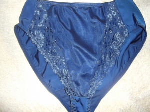 Damen Slip 46 d.blau mit Spitze,neu