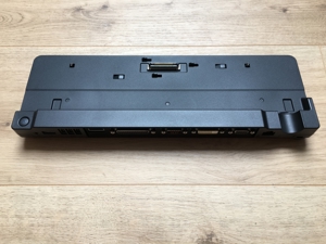 Fujitsu Dockingstation CP518383 Neu Original Port Bild 2 Fujitsu Dockingstation CP518383 Neu Original Port Bild 2