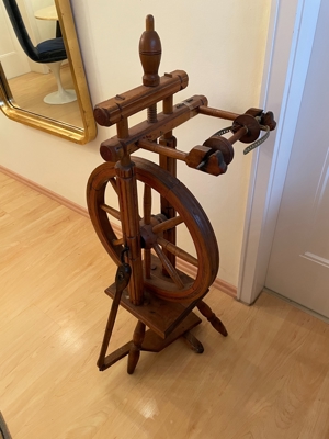 Spinnrad: 2 Stück uralt schöne Deko Bild 7