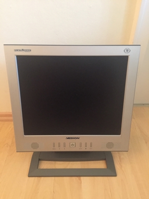 Medion Flat Pro Monitor 17 Zoll top!